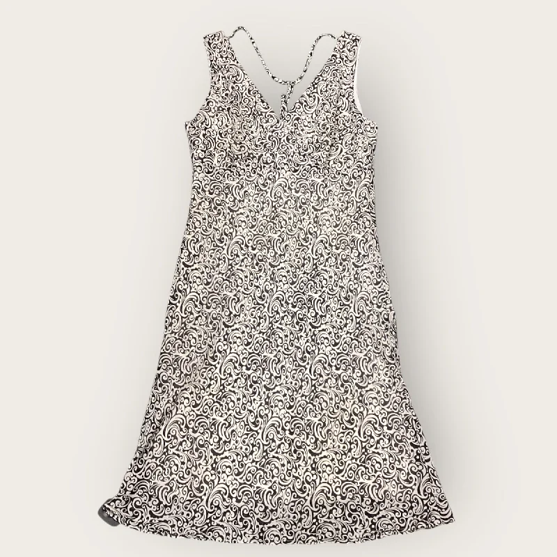 Today Only Dress Casual Midi By Alyn Paige In Black & White, Size: L
