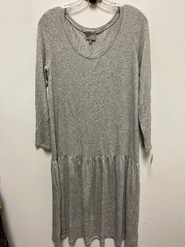 Sale Event Dress Casual Maxi By Clothes Mentor In Grey, Size: S