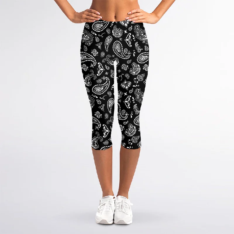 Inventory Reduction Black Paisley Bandana Pattern Print Women's Capri Leggings
